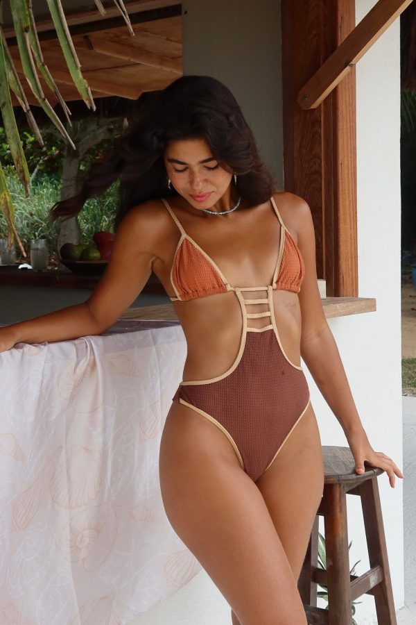 MAIÔ NANDA CONHAQUE/CAPUCCINO